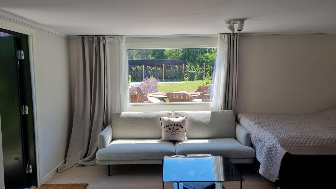 Falsterbo Guesthouse - Modern Comfort With Private Patio Skanör med Falsterbo エクステリア 写真