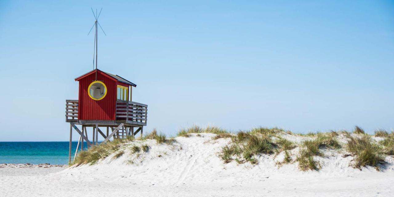 Falsterbo Guesthouse - Modern Comfort With Private Patio Skanör med Falsterbo エクステリア 写真