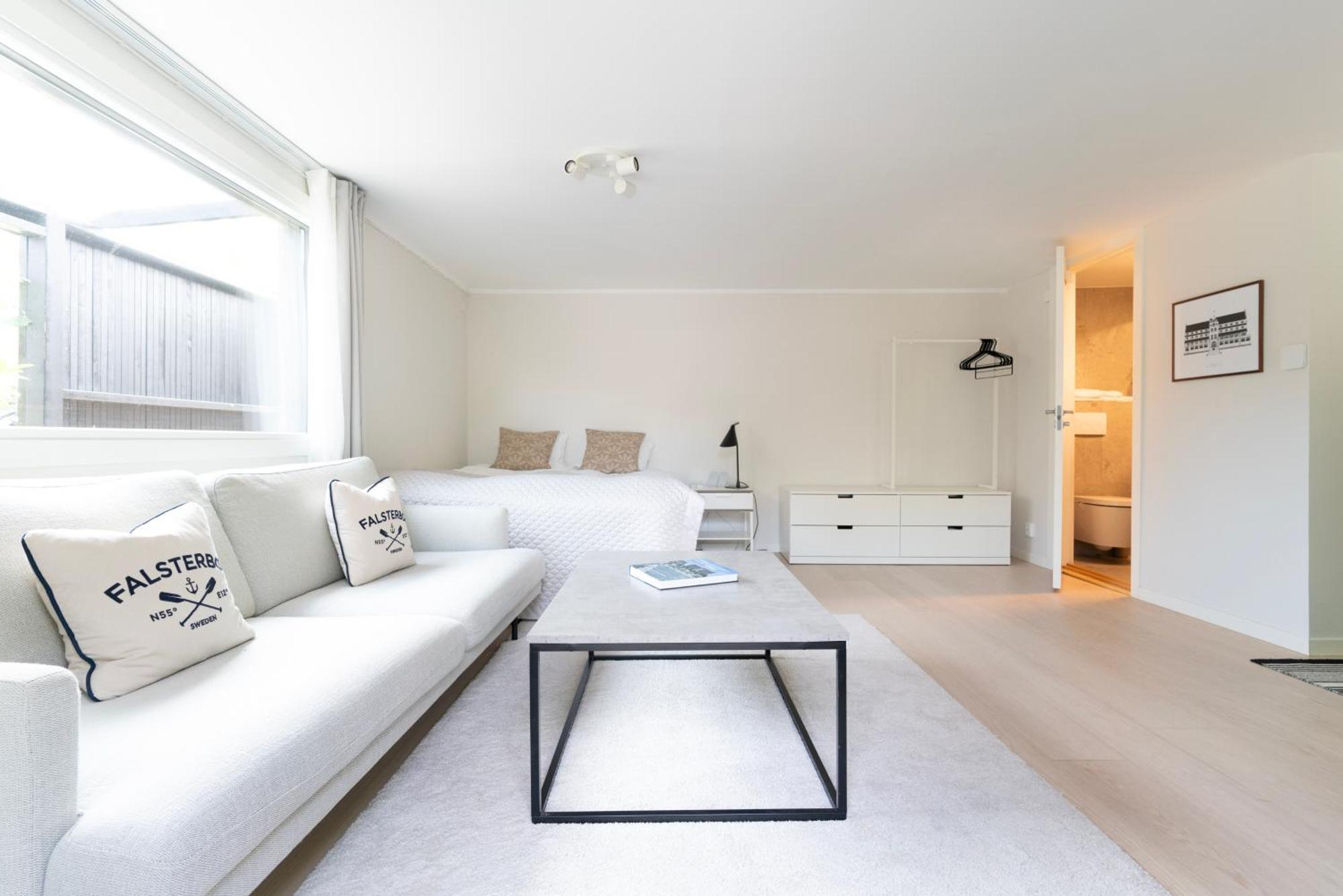 Falsterbo Guesthouse - Modern Comfort With Private Patio Skanör med Falsterbo エクステリア 写真